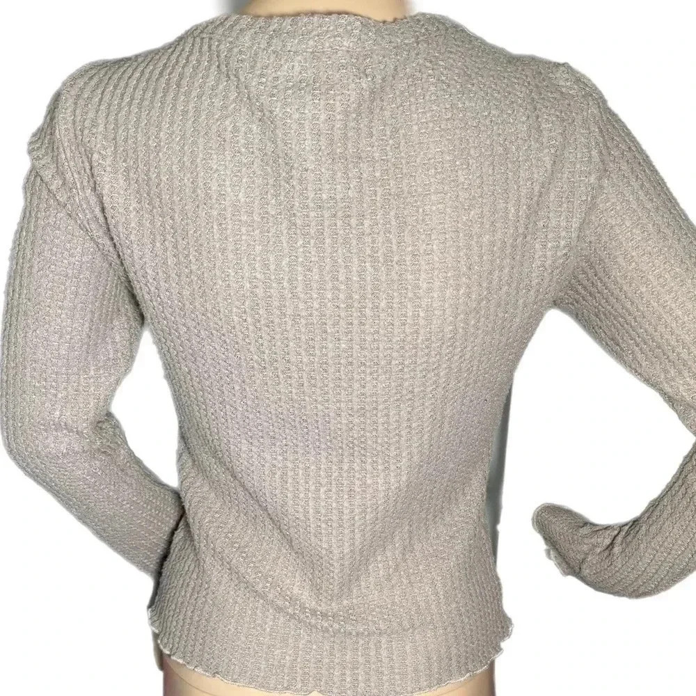 KENDALL + KYLIE Women's Button Front Long Sleeve Top Knit Beige Small - Picture 5 of 11